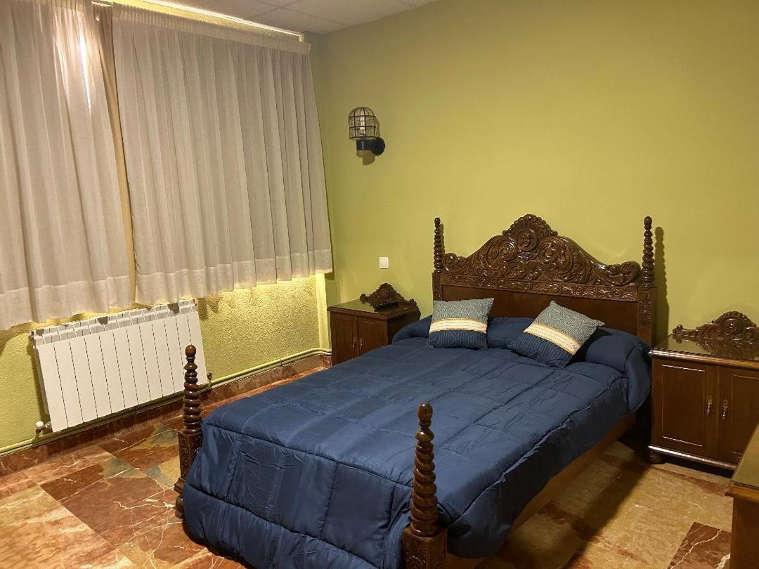 Hostal Transilvania Santa Cruz de Moncayo Exterior foto